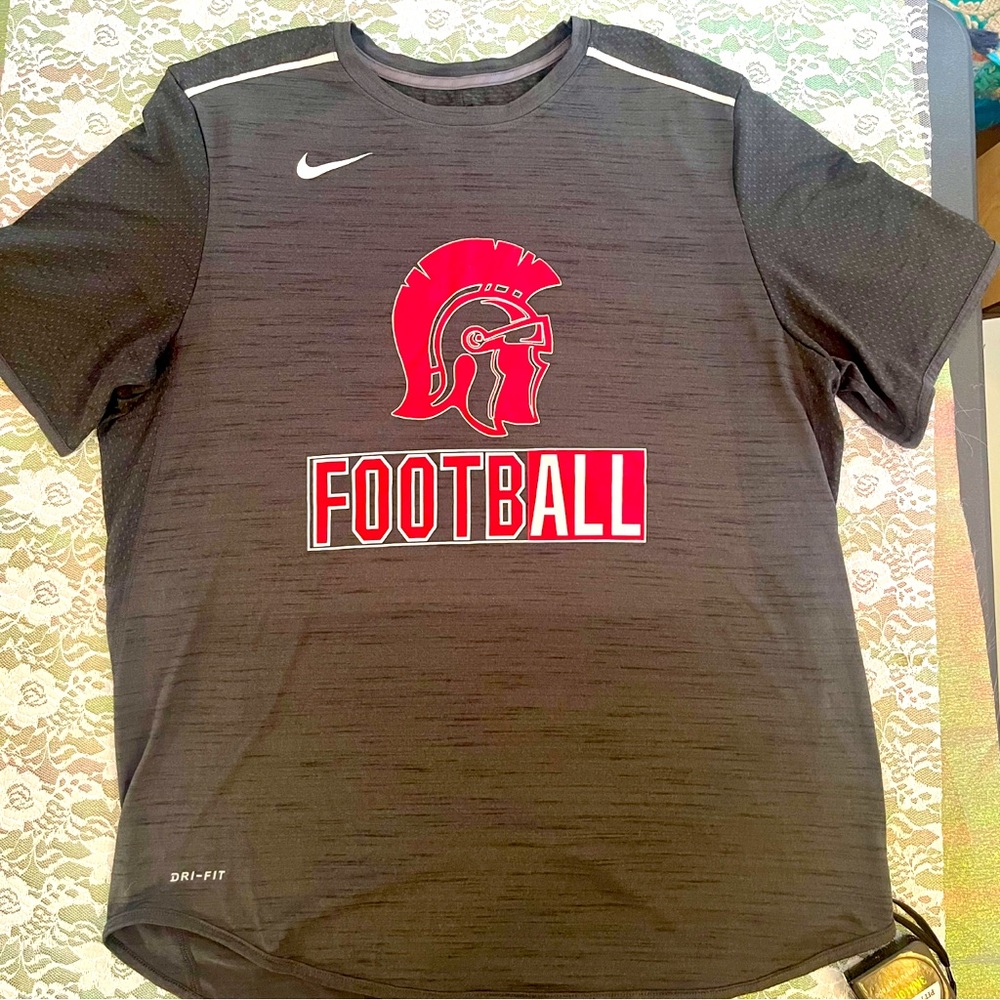 Men's Nike Dark Gray. Legend Football Dry fit Performance T-Shirt, X-Large